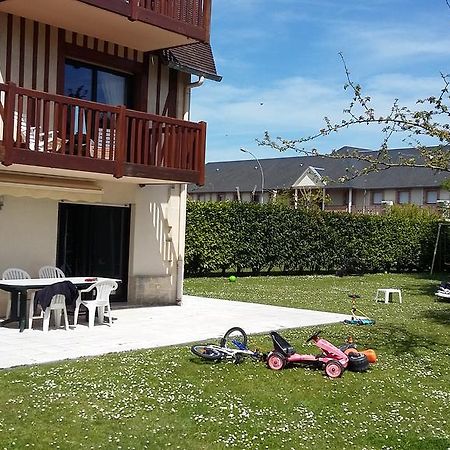 Les Manoirs Apartment โดวีลล์ ภายนอก รูปภาพ